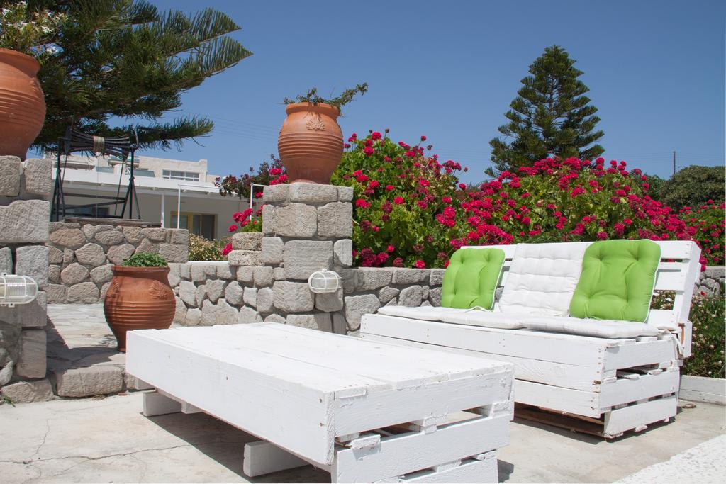 Parasporos Village Adamantas (Milos)