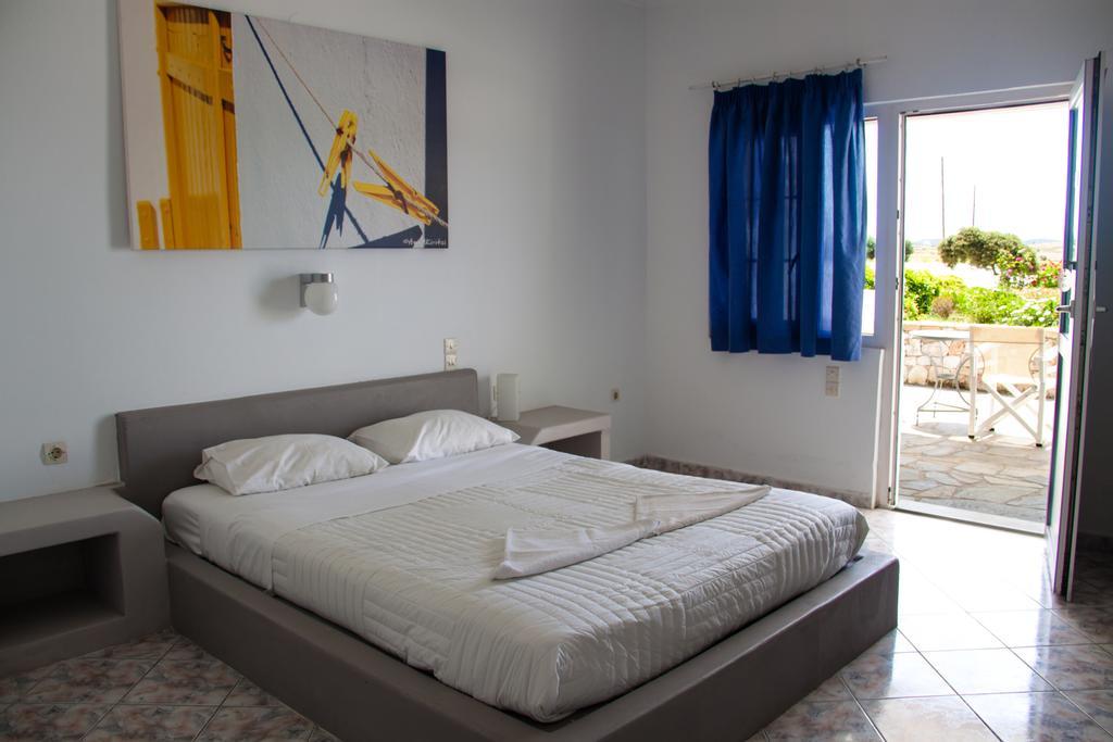 Aparthotel Parasporos Village Adamantas (Milos)